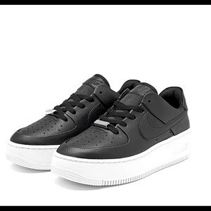 Black Nike air force one